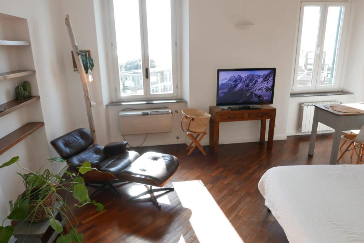 The Sunshine Loft Apartment Ливорно Екстериор снимка